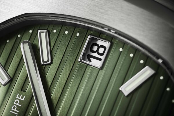 71237 Patek Philippe Nautilus | Cadran Vert Olive
