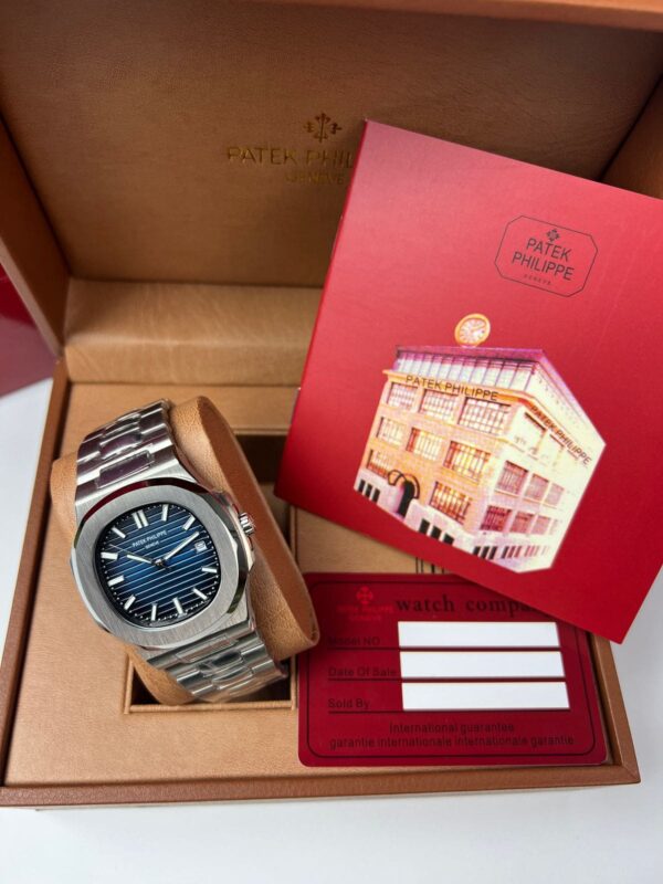 WhatsApp_Image_2025-03-11_at_01.00.01_2 Patek Philippe Nautilus | Cadran Bleu