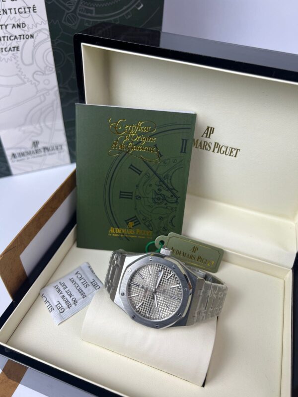 WhatsApp_Image_2025-03-15_at_22.09.21 Audemars Piguet Royal Oak | Cadran argent