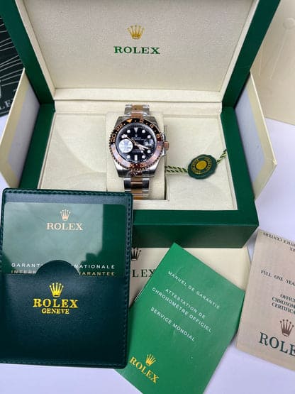 WhatsApp_Image_2025-05-25_at_00.29.02_1 Rolex GMT-Master II “Root Beer” acier & or Everose – L’Élégance Cosmopolite