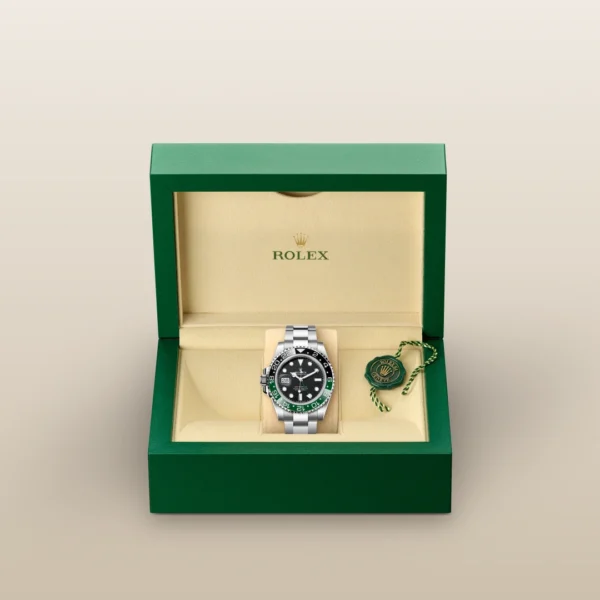 m126720vtnr-0001 (1) Rolex GMT-Master II | Cadran Noir | lunette bicolore verte et noire