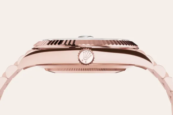 m228235-0055--060 Rolex Day-Date 40 – The ombré dial