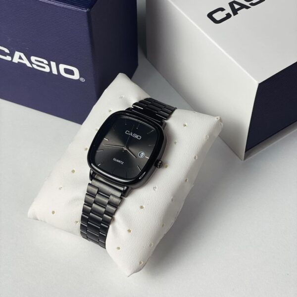 Casio quartz watch vintage